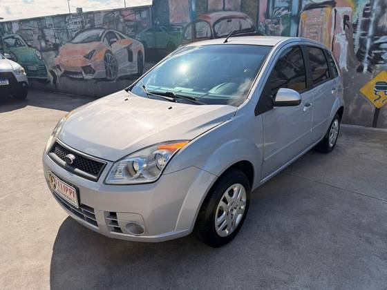 FORD FIESTA 1.6 MPI CLASS HATCH 8V FLEX 4P MANUAL FORD FIESTA 1.6 MPI CLASS HATCH 8V FLEX 4P MANUAL